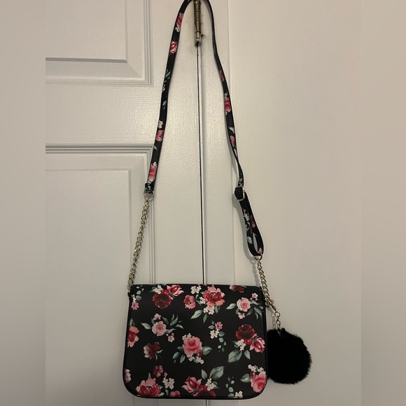 ARDENE Flowered Purse 👜 🌸 - Picture 2 of 6